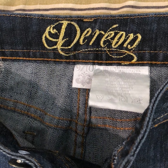 Dereon Jeans - Picture 5 of 8